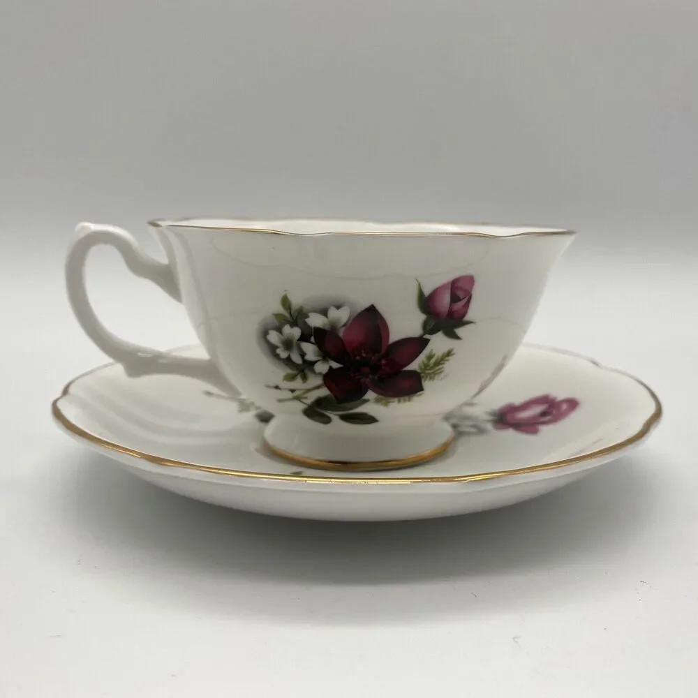 ROYAL GRAFTON Bone China Tea Cup & Saucer Red Roses  White Flowers Gold Trim